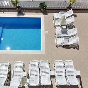 Curic Apartman